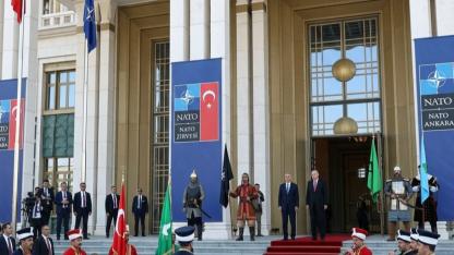 NATO Zirvesindeki Mehter Müziği
